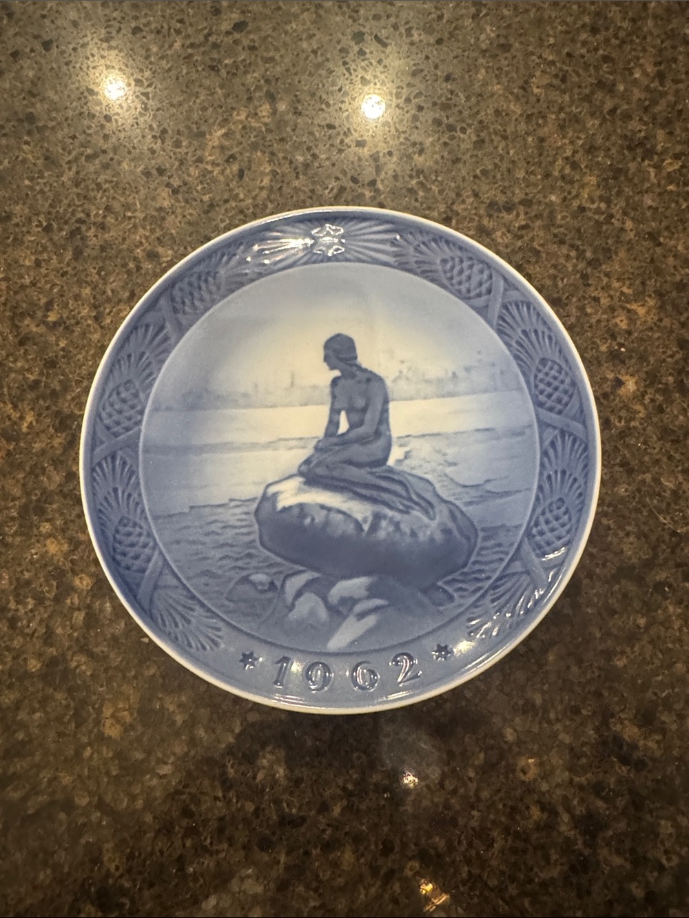 Royal Copenhagen Blue 1902 Commemorative Decorative Plate - Little Mermaid